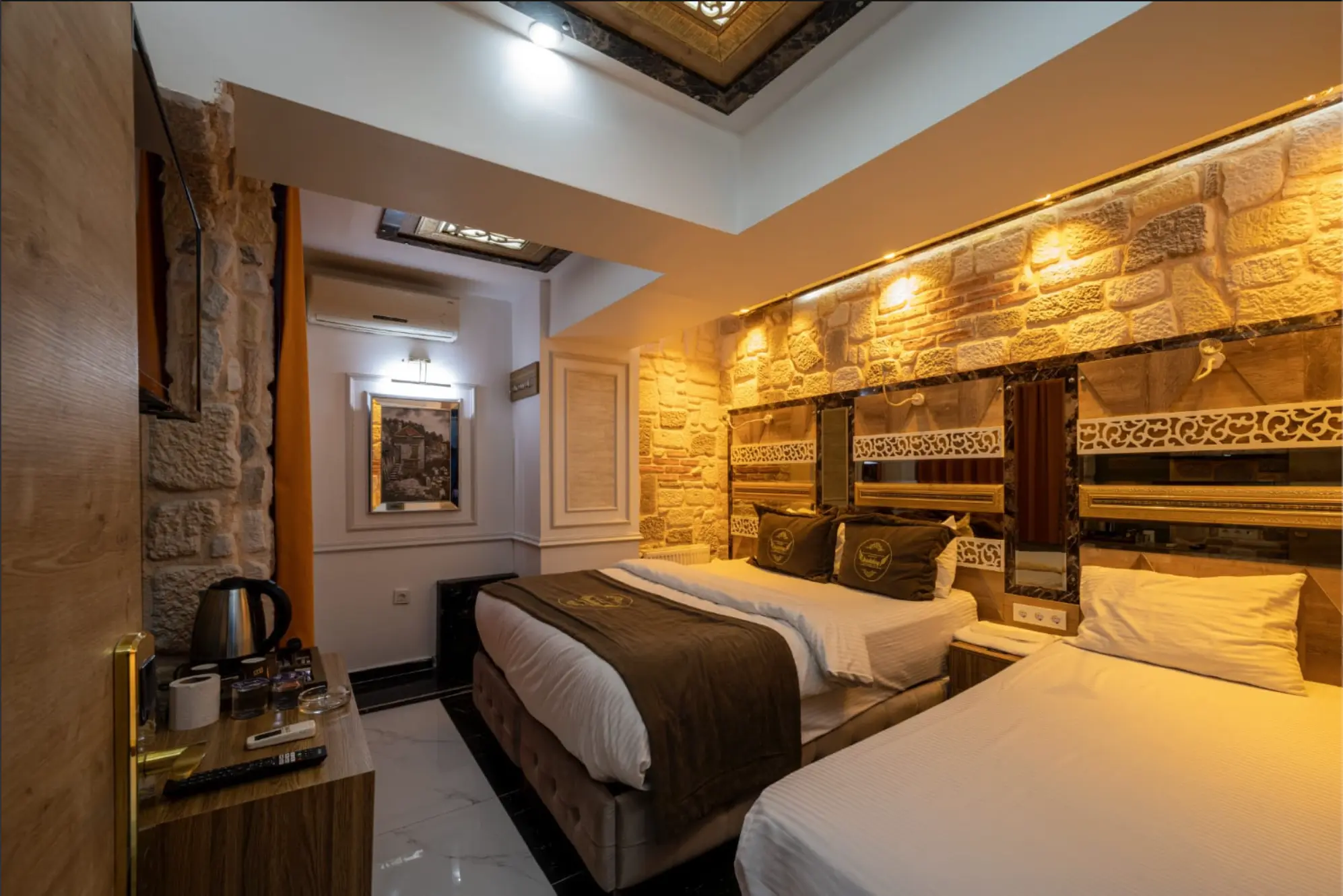 Standart Triple Suit